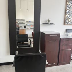 Salon Styling Chairs