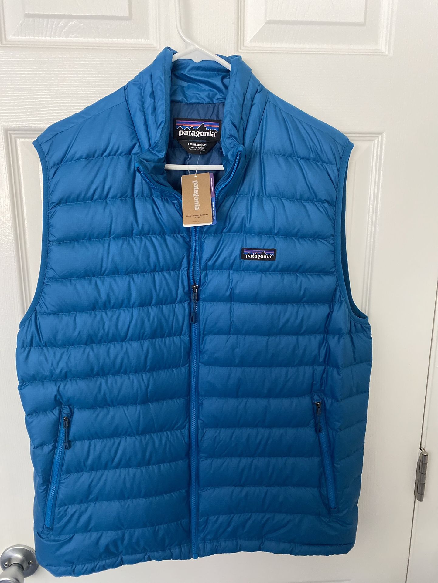 New Patagonia Men Vest - Large