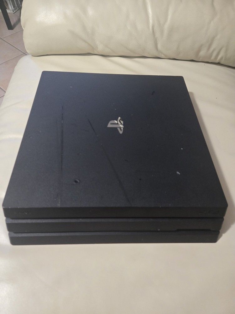 PS4 PRO CONSOLE ONLY