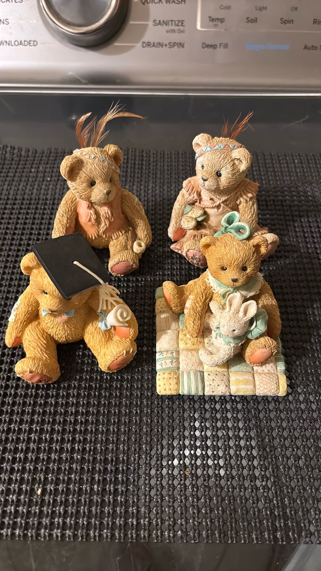 Cherished teddies