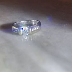 14K White Gold Diamond Ring $1500 (size 5)