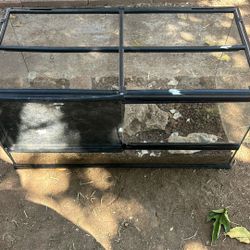 40 Gallon Tegu Enclosure