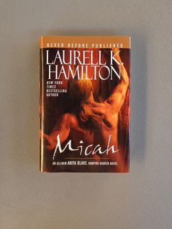 Hardcover Book Micah Anita Blake Vampire Hunter