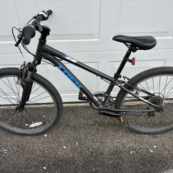 Trek Bike Youth 24 