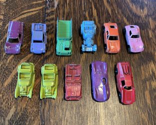 Vintage Tootsie Toys (cars/trucks)