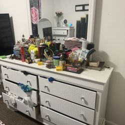 Cómoda De Cuarto Usada 