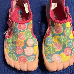 Kids Size 13 Pink Water Shoes With Velcro Closures In Great Condition. 