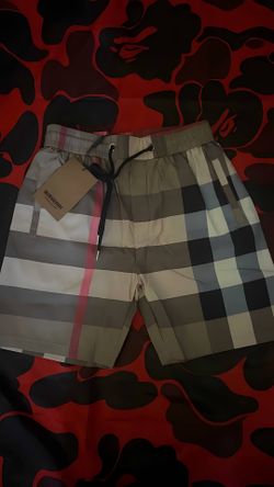 Burrberry shorts All sizes