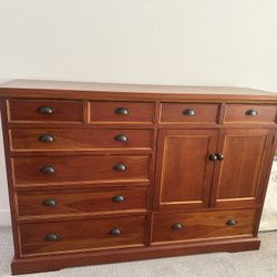Wood Dresser