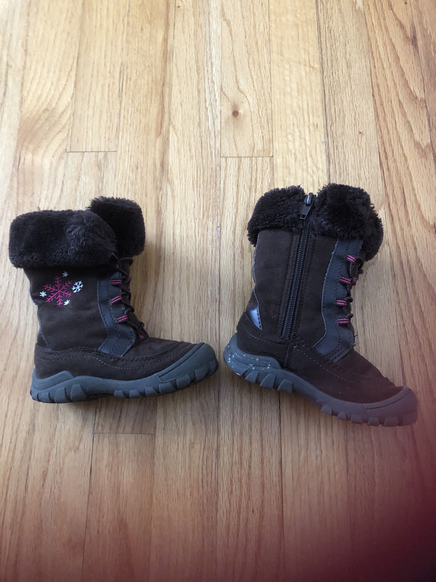 Toddler girl boots size 7M