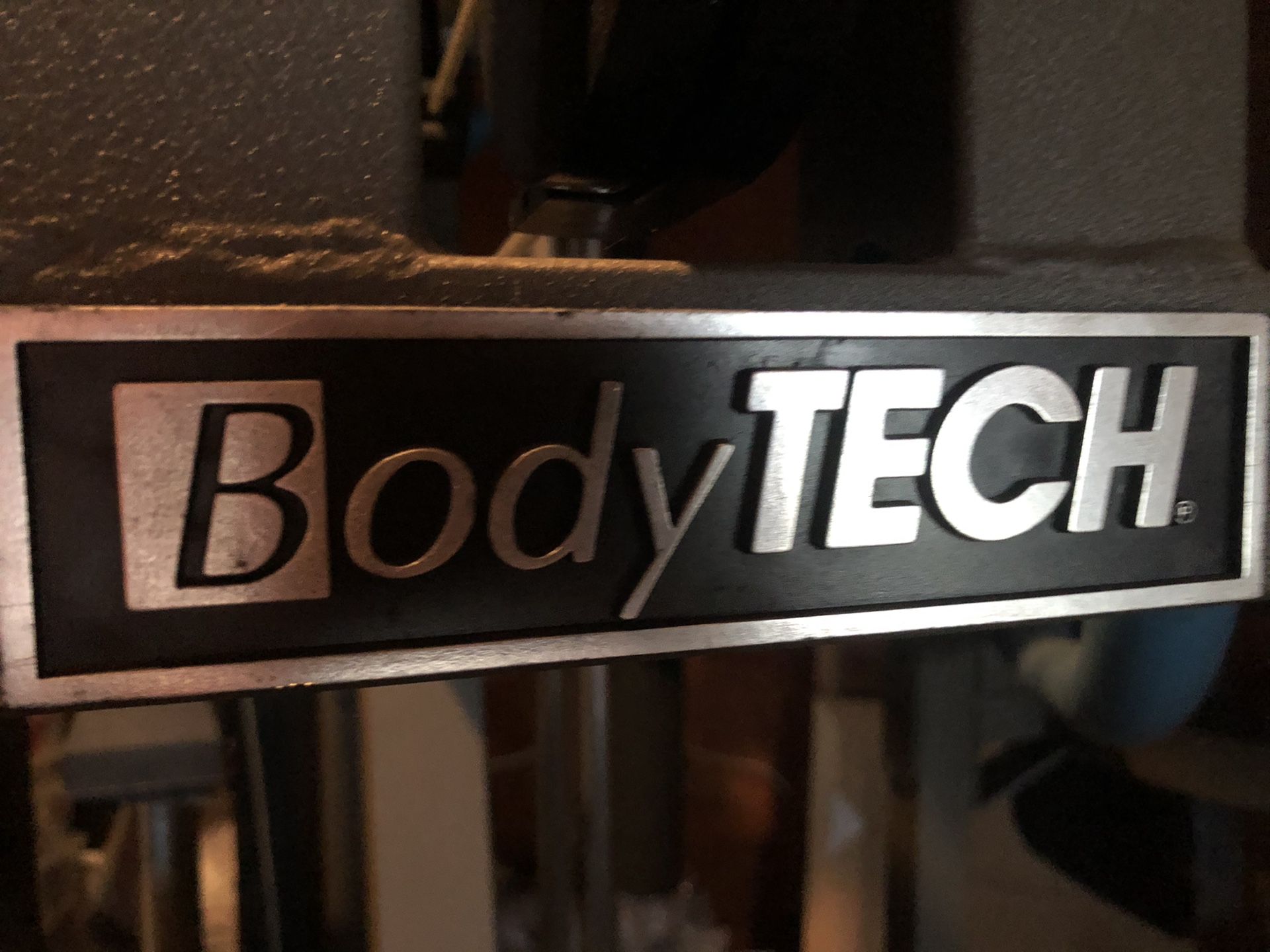 Body tech universal gym. Lots of different exercises you can do. Full body. Heavy duty equipment. Great condition. Taking up space in my garage that