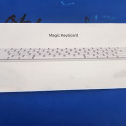 Apple Magic Keyboard 
