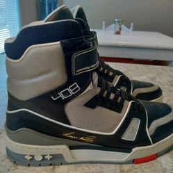 Louis Vuitton Trainer Sneakers 