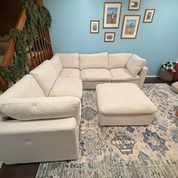 Comfortable Sectional Couch with Ottoman