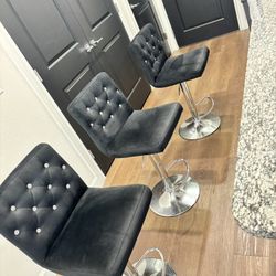 Black Bar Stools 