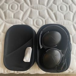 Bose Quiet Comfort Headphones