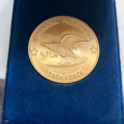Vintage 1980s MEDAL of MERIT Ronald Reagan