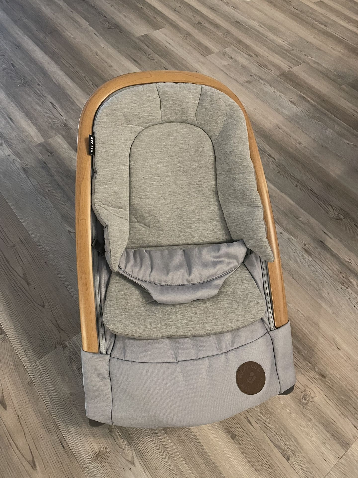 Maxi-Cosi Kori 2-in-1 Baby Rocker