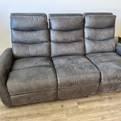 Nice couch with USB ports and electric reclining features