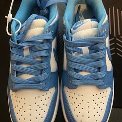 Nike Dunks unc
