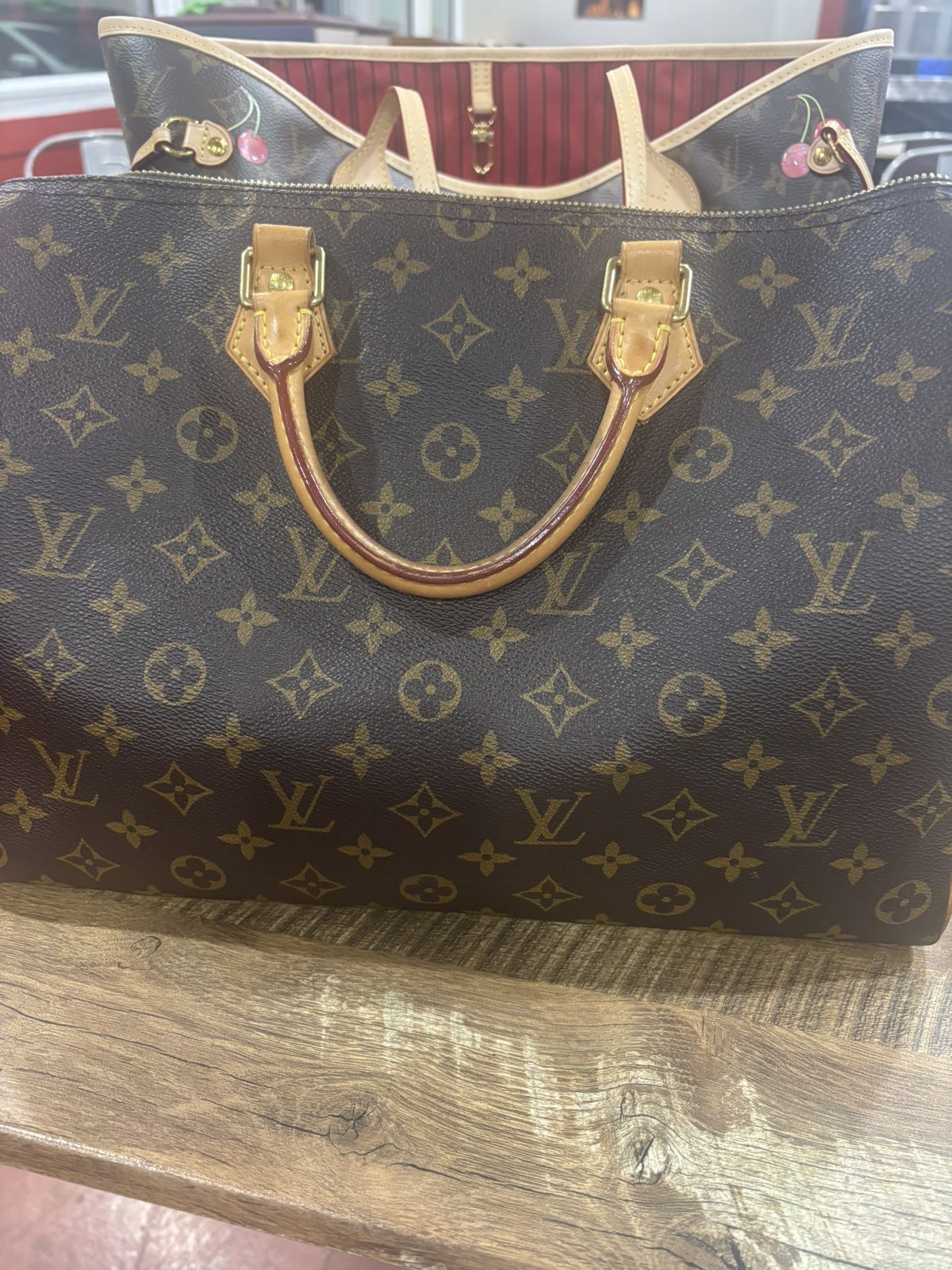-authentic Louis Vuitton Speedy