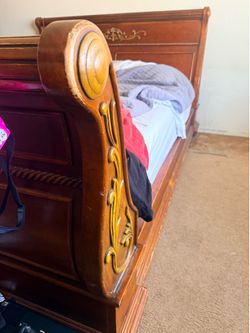Sleigh Cal King bed