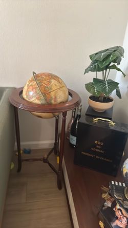 Antique Globe Decore $35