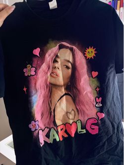 Black KAROL G shirt