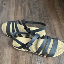 Crocs Flat Sandals Size 9 W 