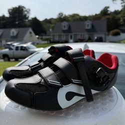 Peleton Shoes With Cleats Size 46