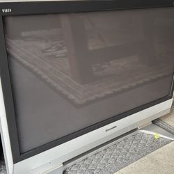 Panasonic 42” Classic Television - Mint Condition - Model: TH-42PX60U