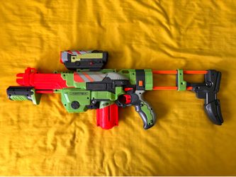 Nerf Vortex Praxis w/ Tactical Sight