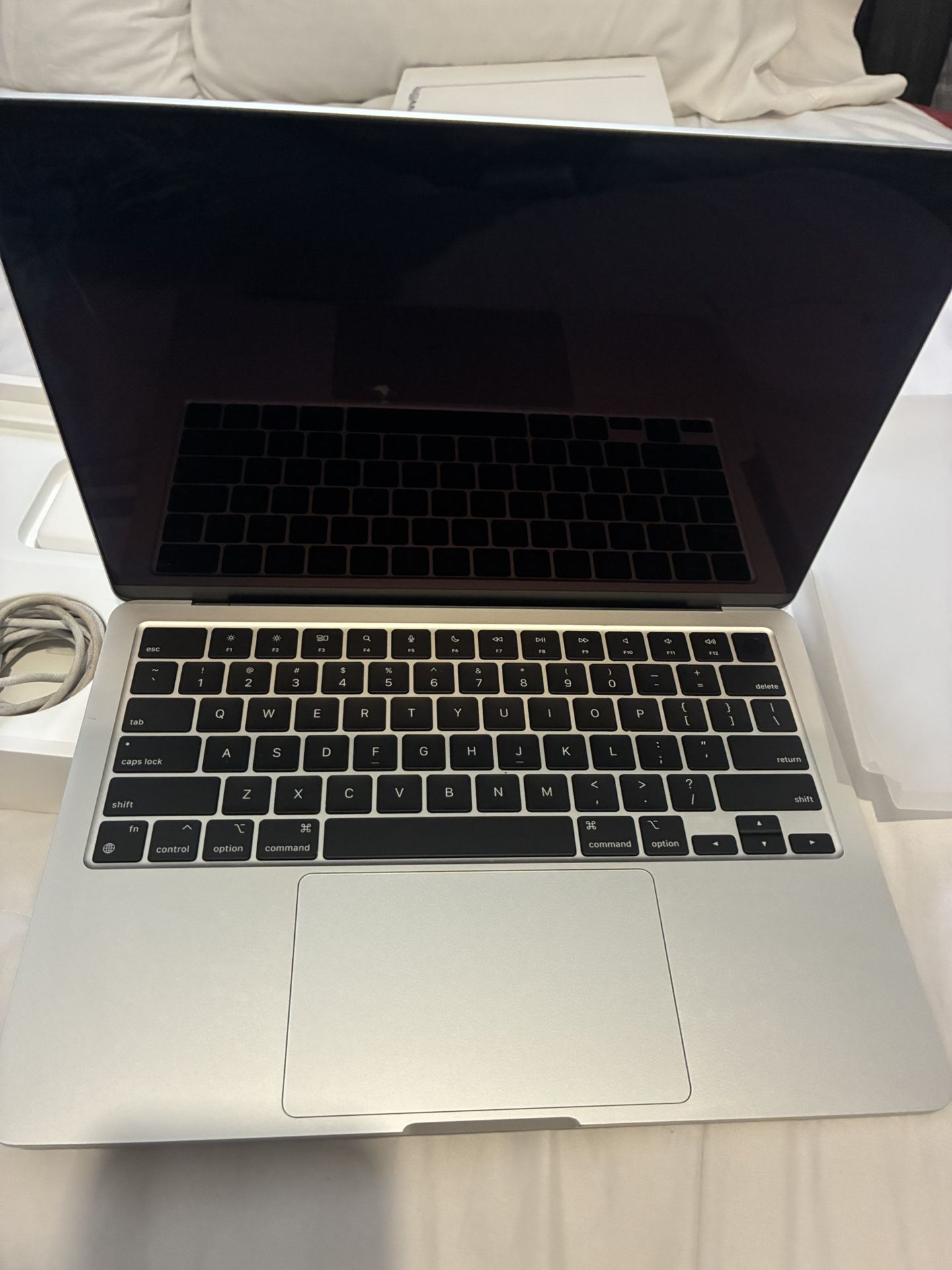 Macbook air 13 256Gb in box