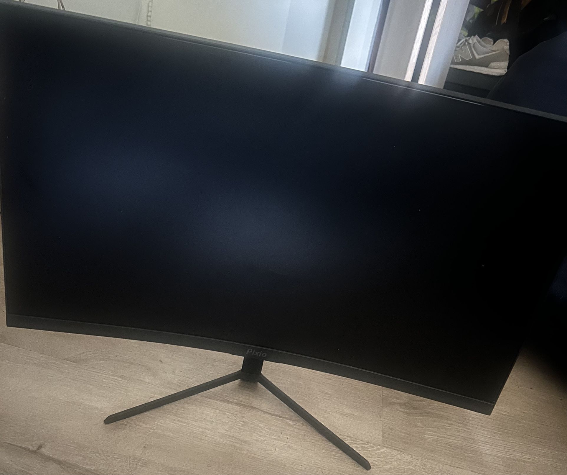 Curved Gaming Monitor 