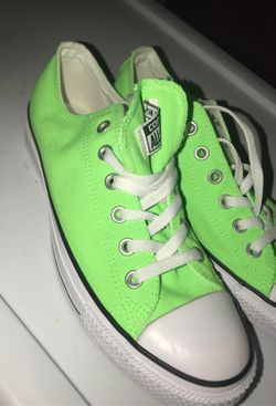 Converse Size 8 In Men ! Size 10 In Women