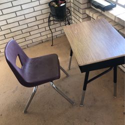 Desk And Chair 