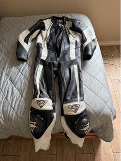 Kushitani Full Race suit Size M