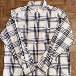 Authentic Uniqlo Buttonup Flannel