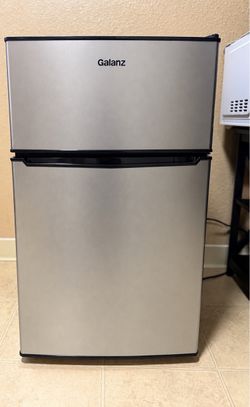 Galanz Mini Fridge with Top Freezer