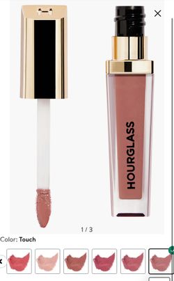 Hourglass Velvet Story Lip Cream