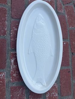 Beautiful almost 24 inch long fish serving platter