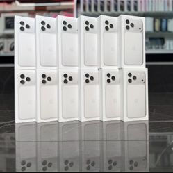 iPhone 17 Pro Max (Silver) (Take It Home In Payments/ llévatelo a casa en pagos) 