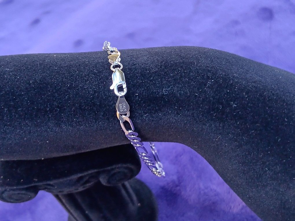 Silver Figaro Link Bracelet