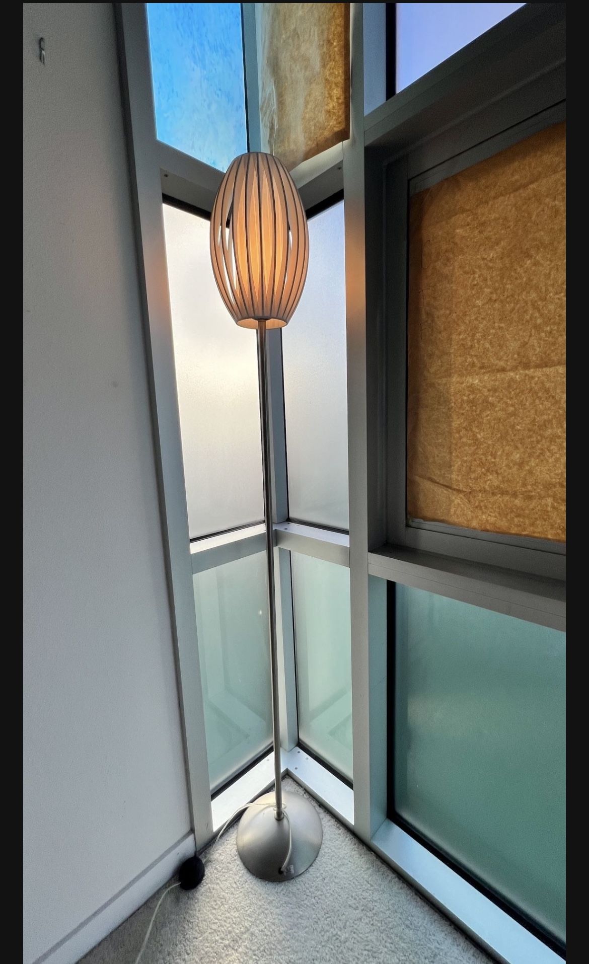 Minimalist Floor Lamp