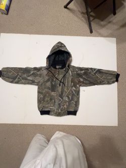 Game Winner Camo Hunting Jacket – Size Small