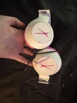 Cute Wireless Pink Headphones
