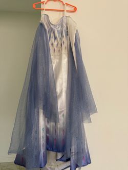 $5: Elsa costume - size 10 year old