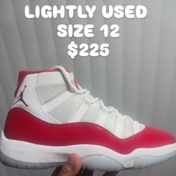 VERY CLEAN JORDAN 11 CHERRY SIZE 12