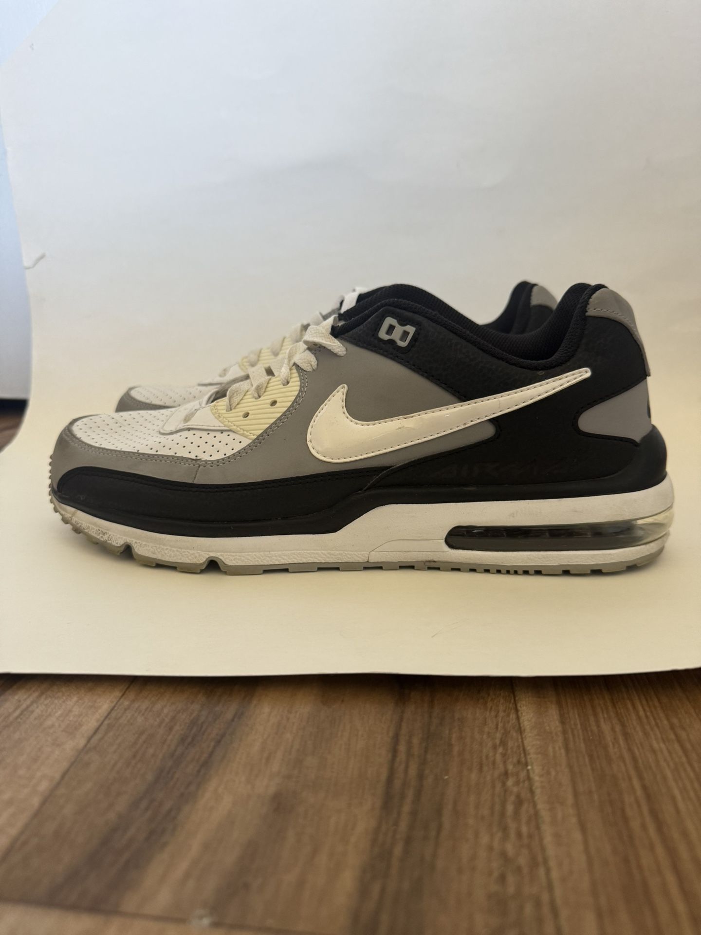 Nike Air Max LTD White Silver Black 315122-051 Men's Size 11,5 Used