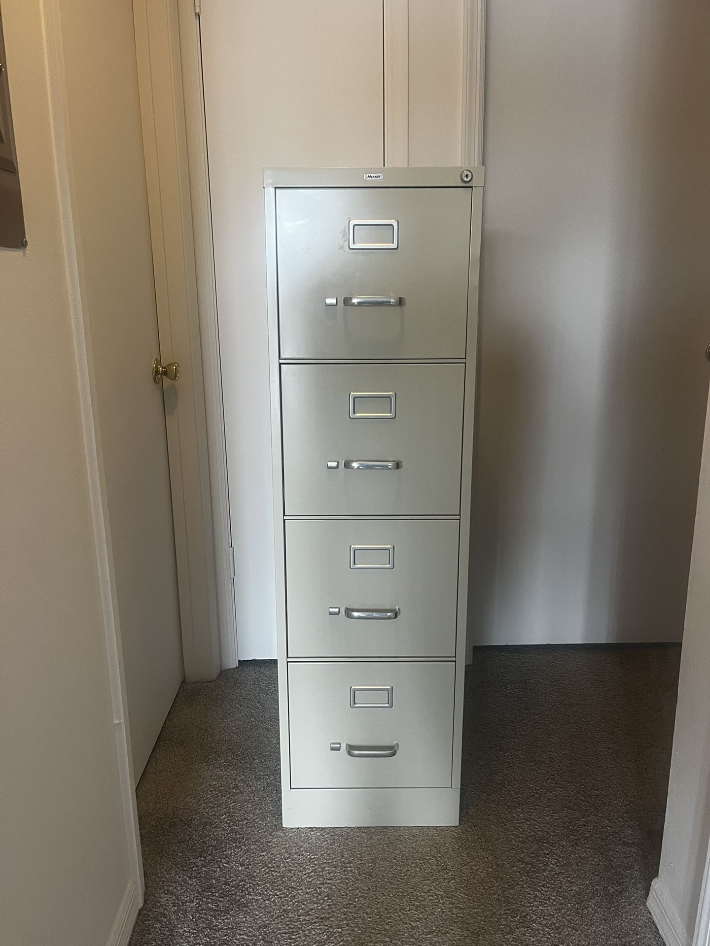 HIRSH Office filing cabinet. 4 drawers